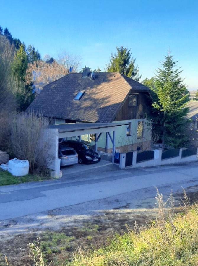 B&B Family Basement Apartment, Breakfast, Free Parking, 5Km From Tulln Chorherrn ภายนอก รูปภาพ