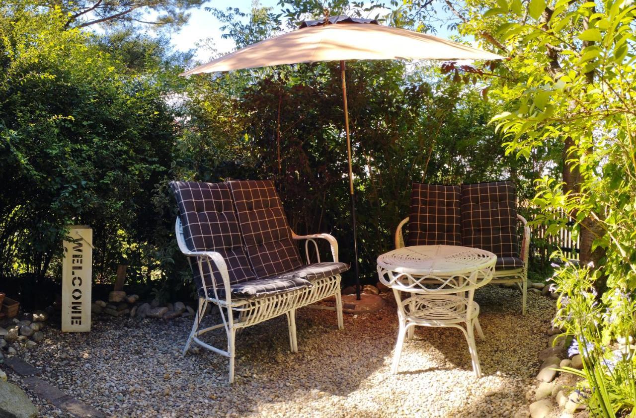 B&B Family Basement Apartment, Breakfast, Free Parking, 5Km From Tulln Chorherrn ภายนอก รูปภาพ