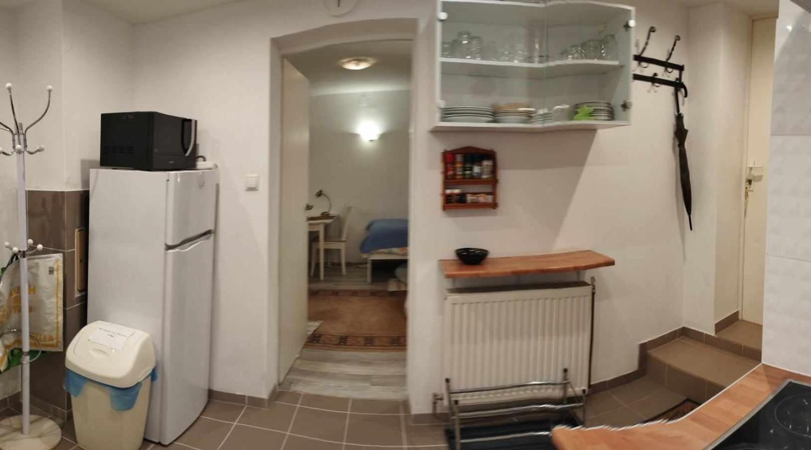 B&B Family Basement Apartment, Breakfast, Free Parking, 5Km From Tulln Chorherrn ภายนอก รูปภาพ
