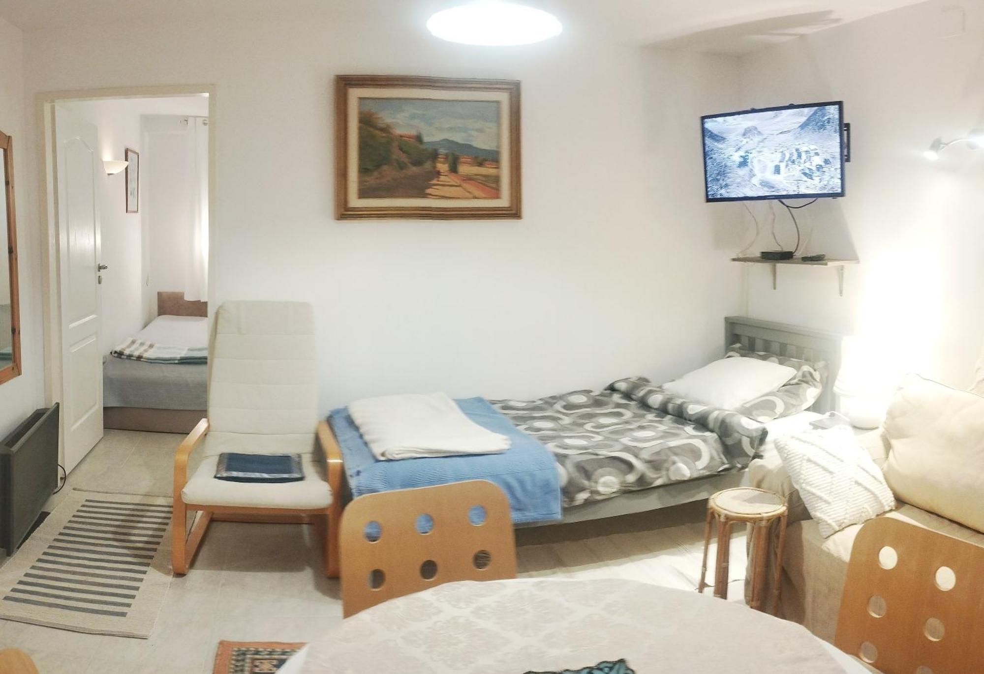 B&B Family Basement Apartment, Breakfast, Free Parking, 5Km From Tulln Chorherrn ภายนอก รูปภาพ